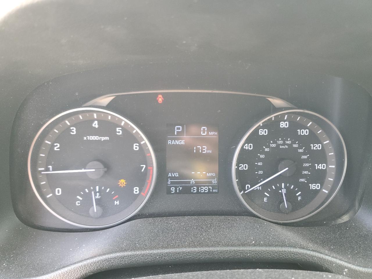 2018 Hyundai Elantra - Image 9