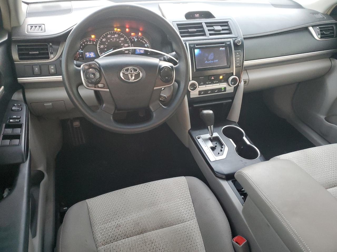 2012 Toyota Camry - Image 8