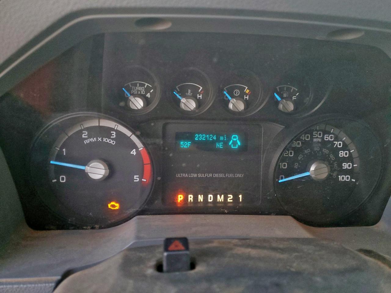 2015 Ford F350 - Image 9