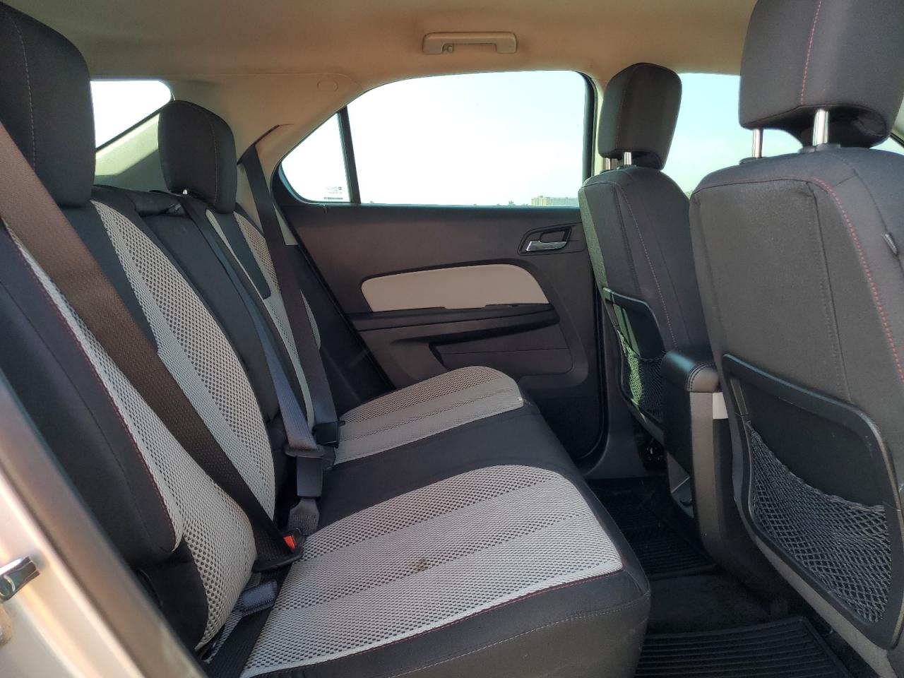 2016 Chevrolet Equinox - Image 11