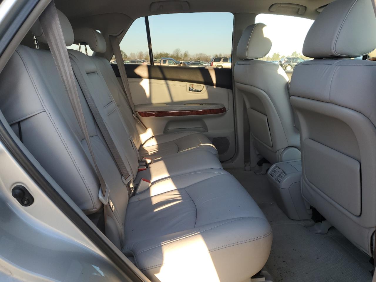 2007 Lexus RX - Image 11