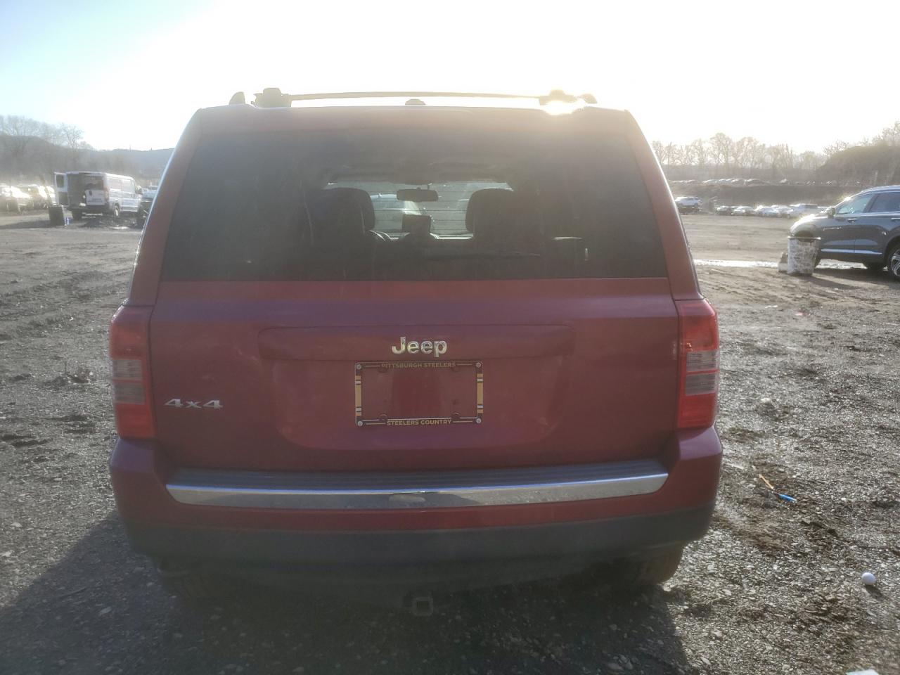 2014 Jeep Liberty (Patriot) - Image 6