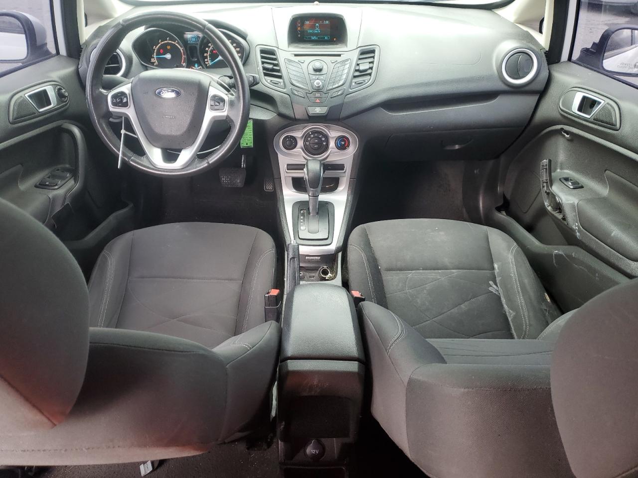 2015 Ford Fiesta - Image 8