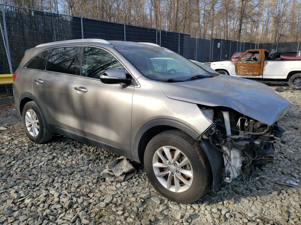 2017 Kia Sorento - Image 4