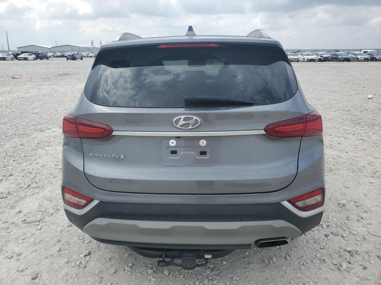 2019 Hyundai Santa Fe - Image 6