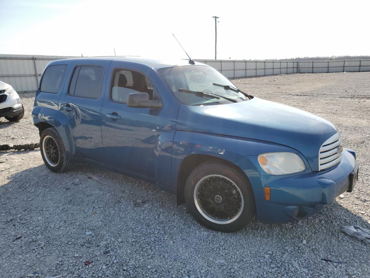 2010 Chevrolet HHR - Image 4