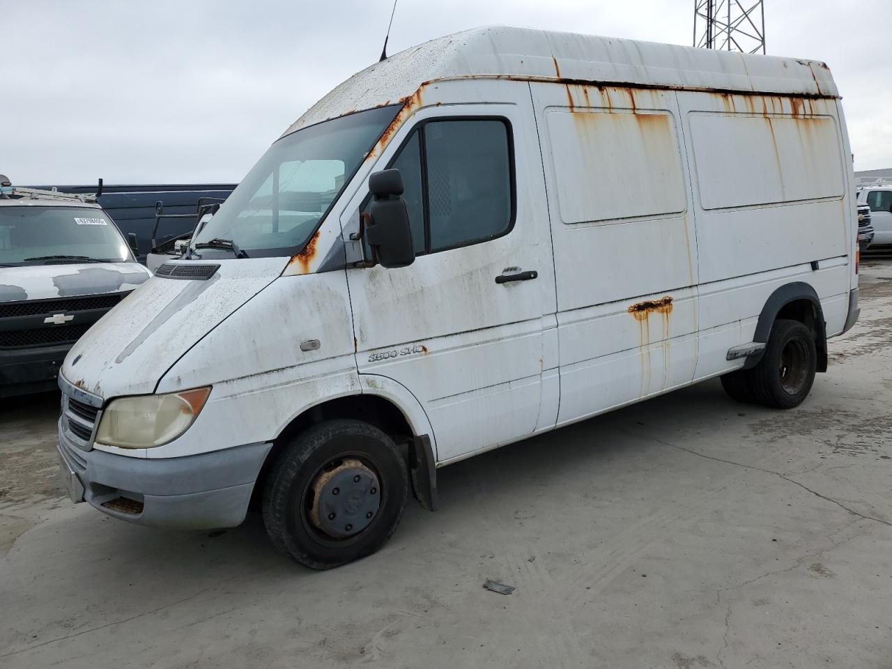 2005 Dodge Sprinter - Image 1