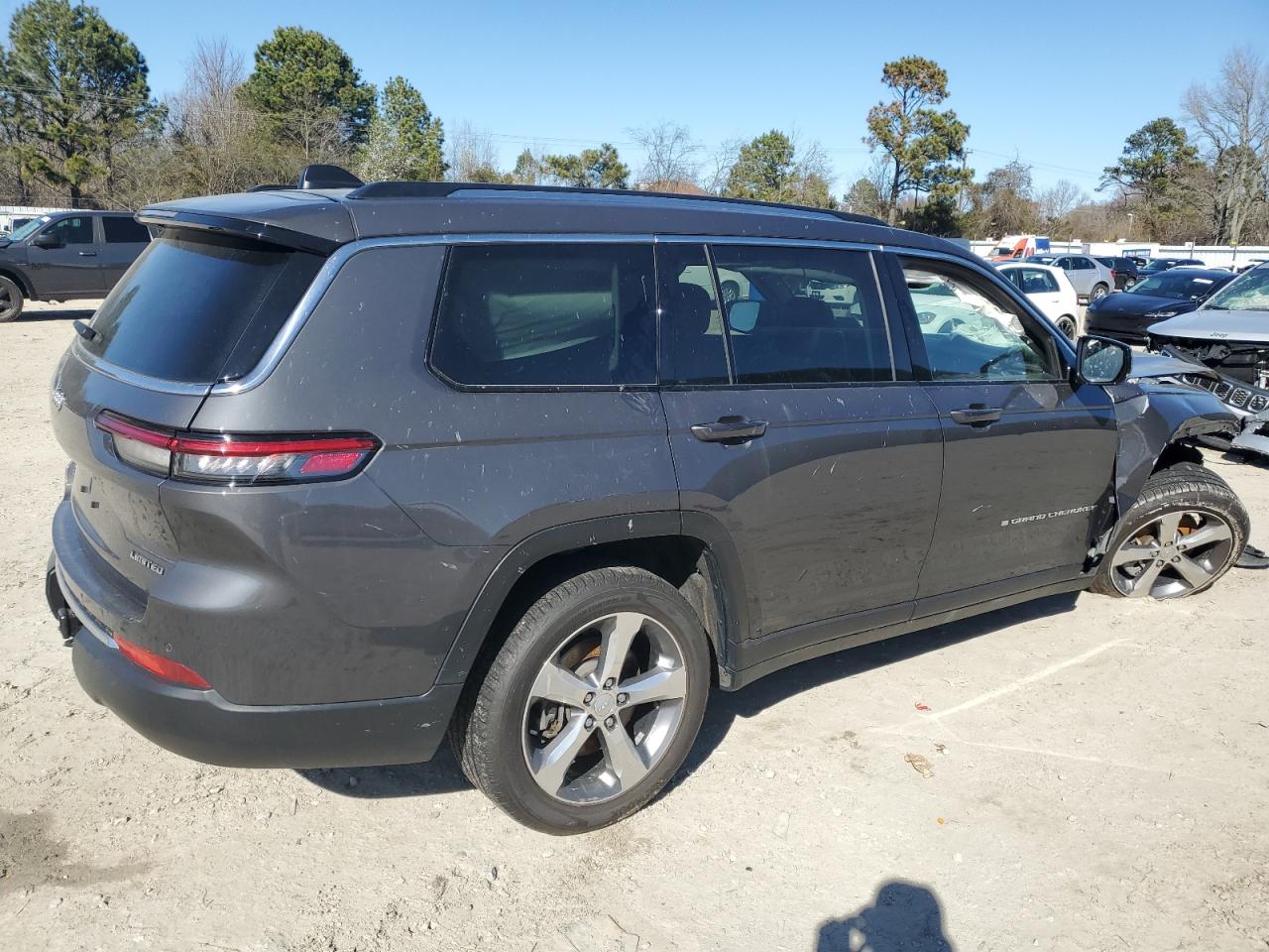 2021 Jeep Grand Cherokee - Image 3