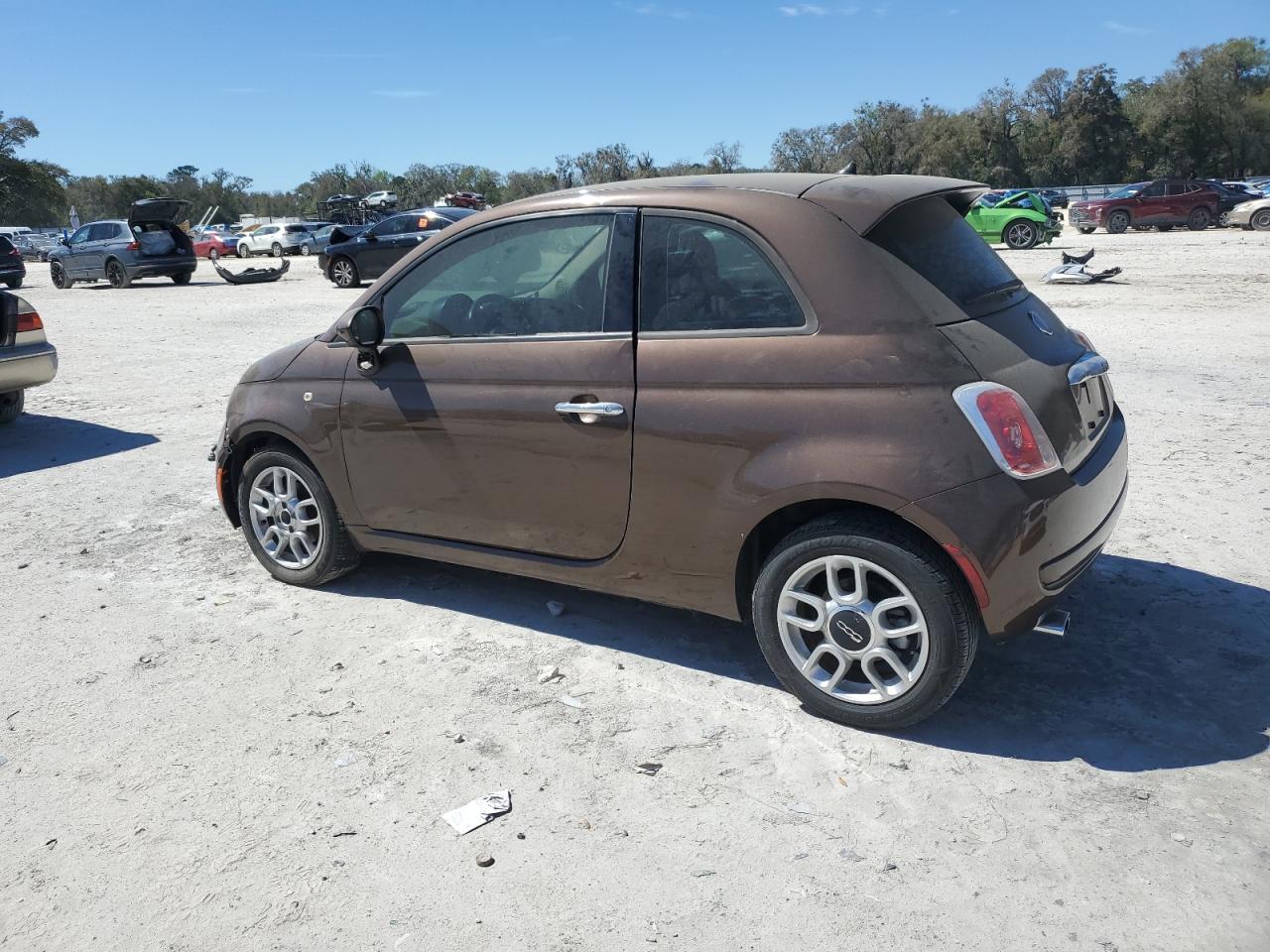 2015 Fiat 500 - Image 2