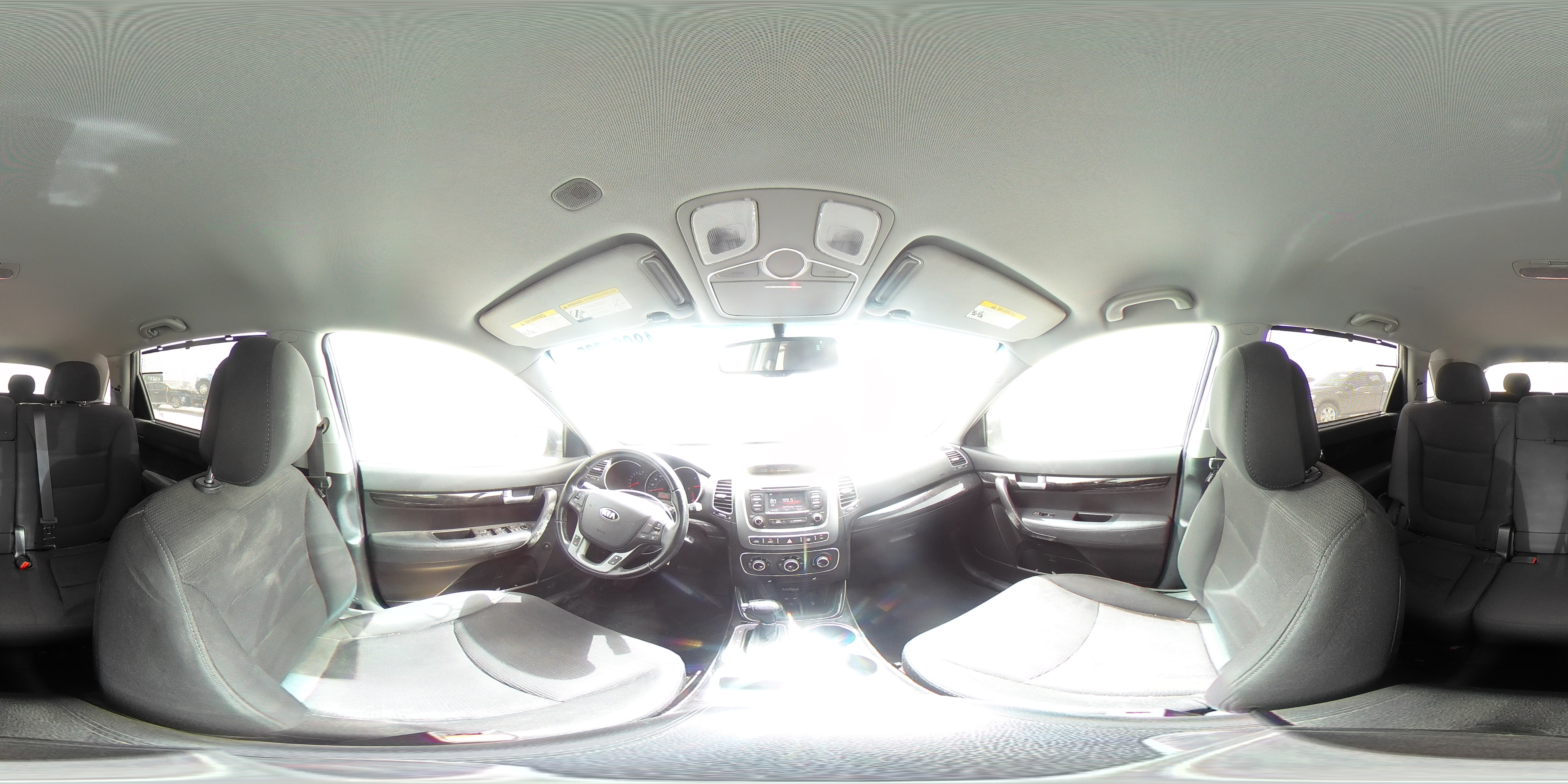 2015 Kia Sorento - Image 13