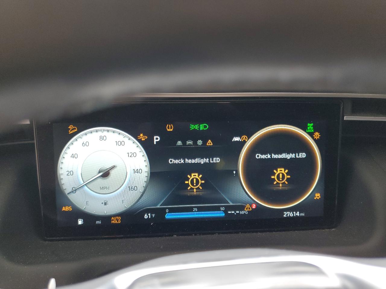 2022 Hyundai Tucson - Image 9