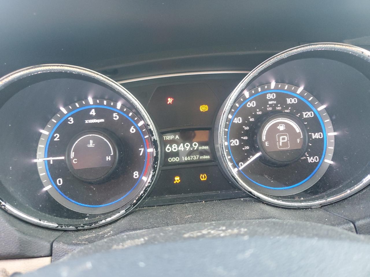 2014 Hyundai Sonata - Image 9