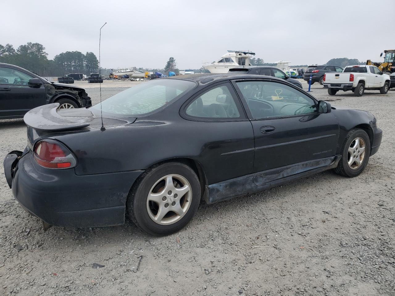 1997 Pontiac Grand Prix - Image 3