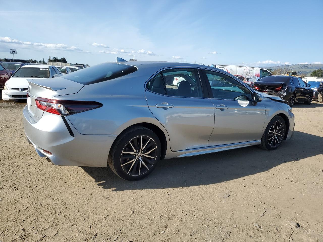 2021 Toyota Camry - Image 3