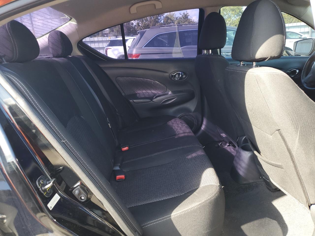 3N1CN7AP4KL809321 NISSAN VERSA 2019