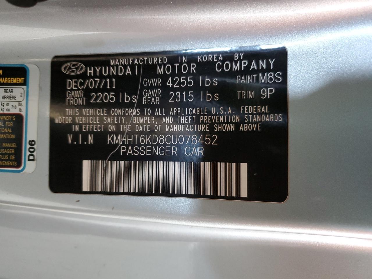 2012 Hyundai Genesis - Image 12