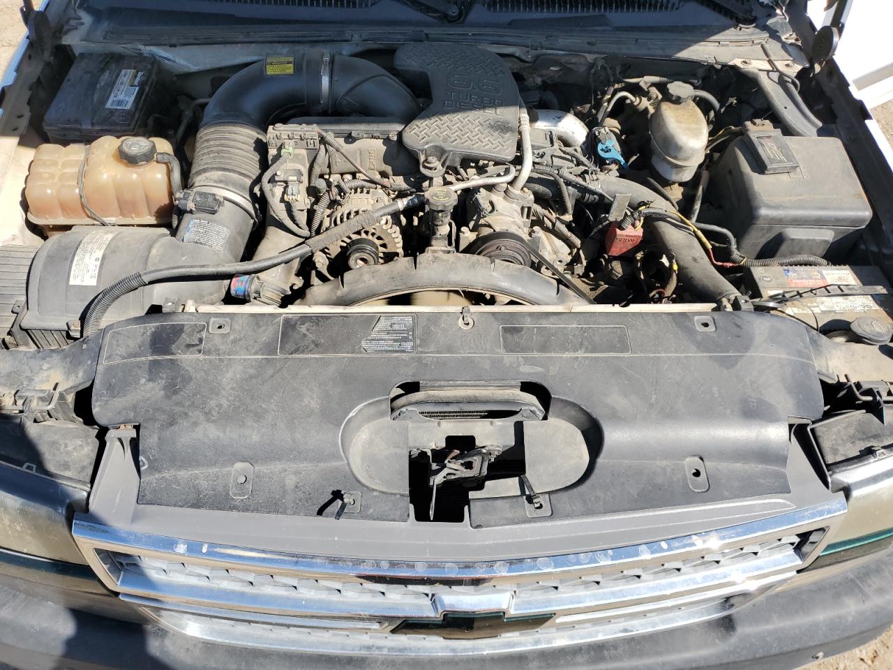 2006 Chevrolet Silverado - Image 12