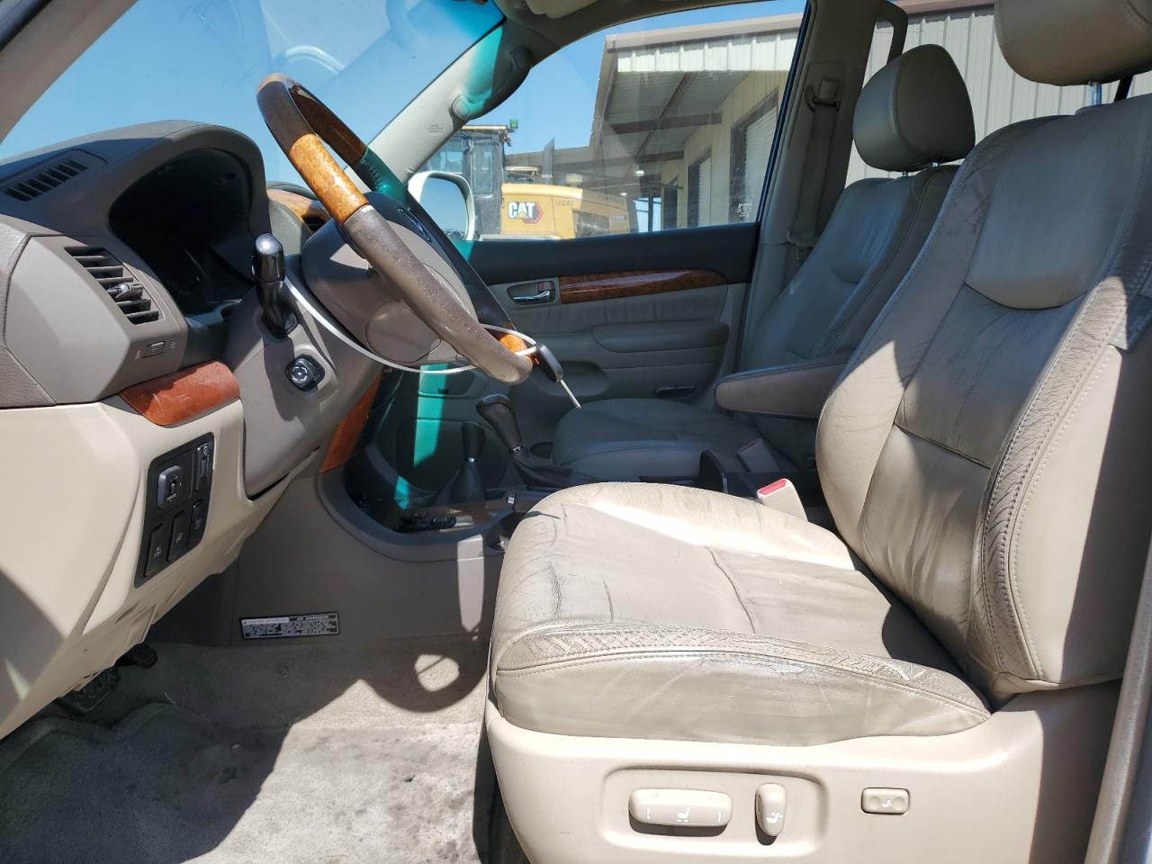 2005 Lexus GX - Image 7