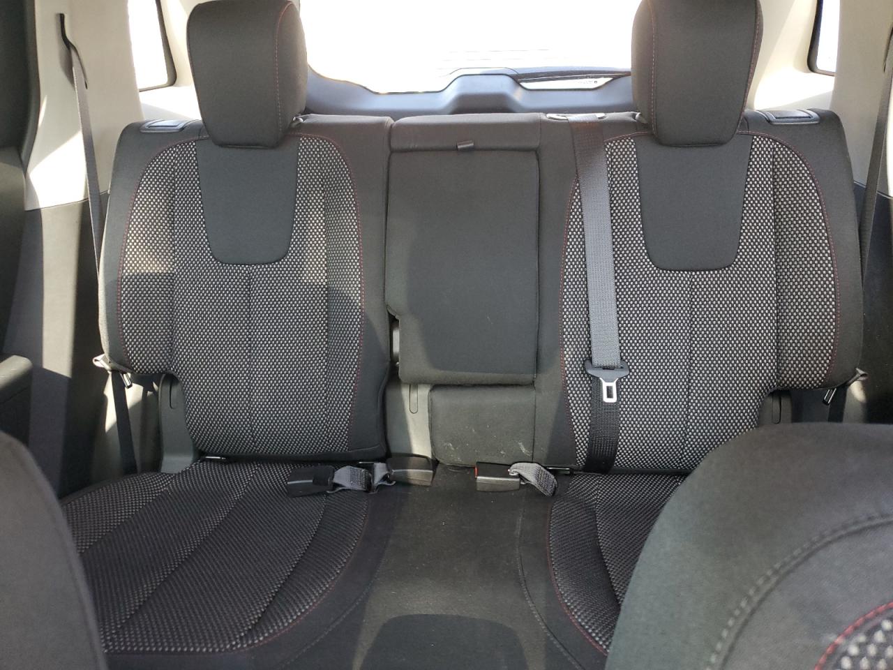2017 GMC Terrain - Image 10