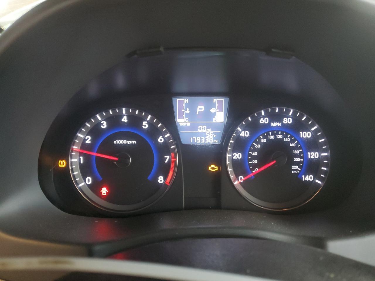 2015 Hyundai Accent - Image 9