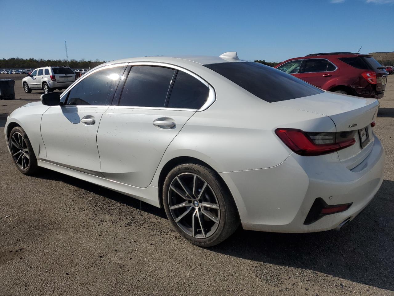 Фото: 3MW5R7J08M8C15993 - 2