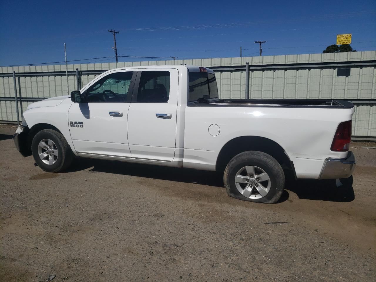 2016 RAM 1500 - Image 2