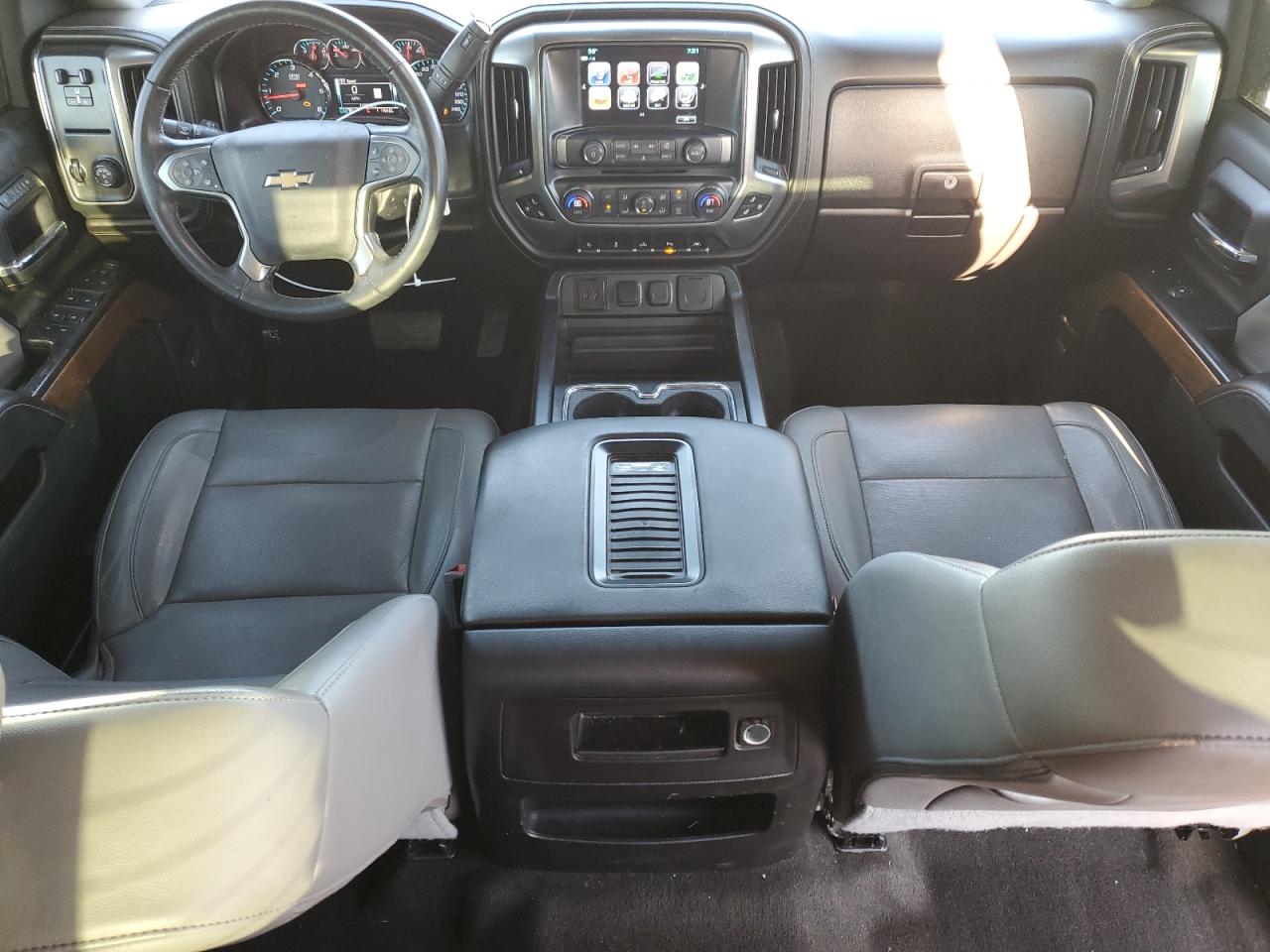 2018 Chevrolet Silverado - Image 8