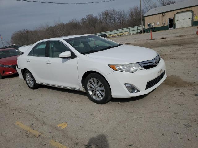  TOYOTA CAMRY 2013 Белы