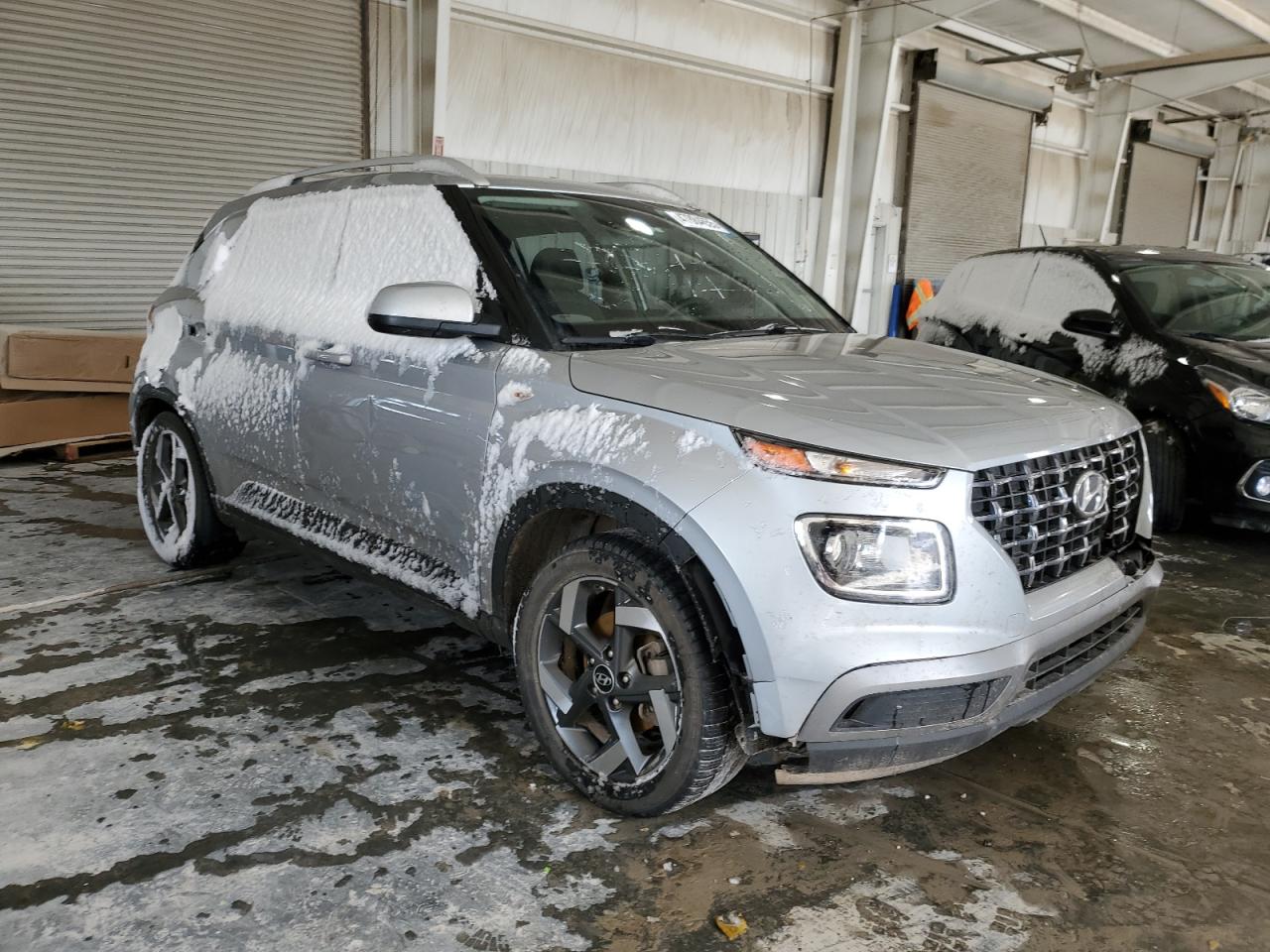 2022 Hyundai Venue - Image 4