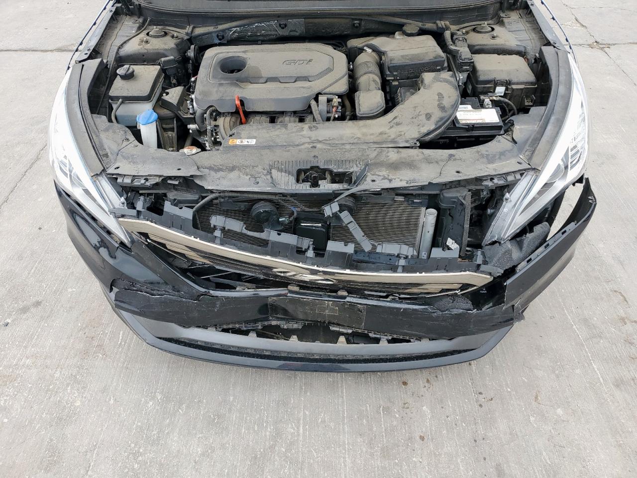 2016 Hyundai Sonata - Image 11