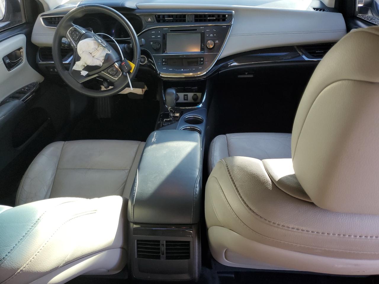 2015 Toyota Avalon - Image 8
