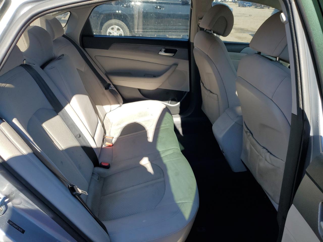2015 Hyundai Sonata - Image 10