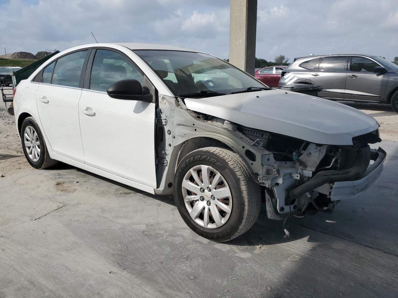 2011 Chevrolet Cruze - Image 4