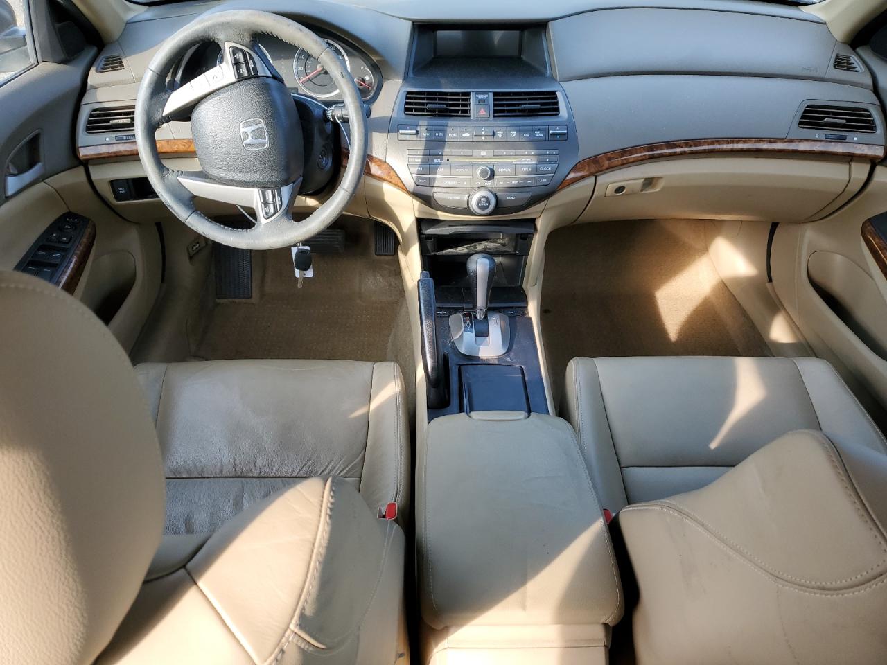 2010 Honda Accord - Image 8