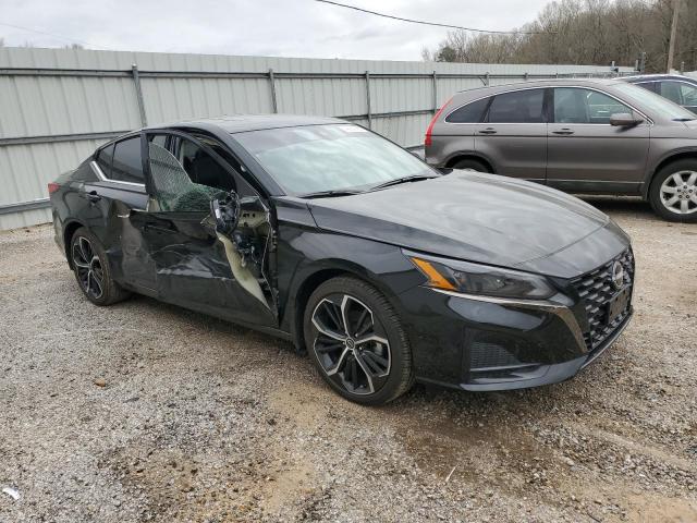  NISSAN ALTIMA 2024 Black