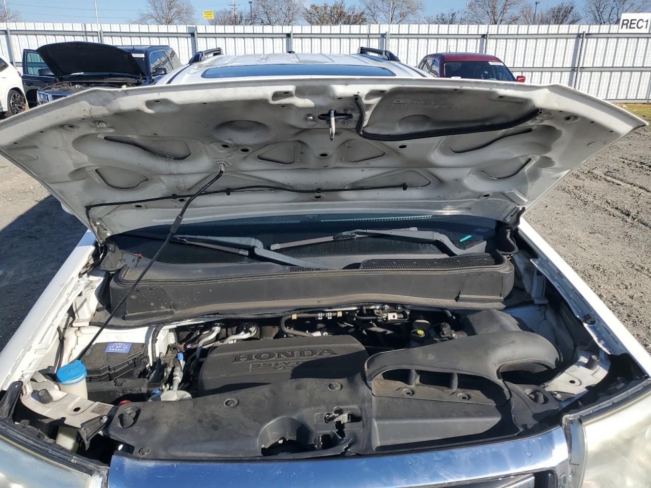 2012 Honda Pilot - Image 12