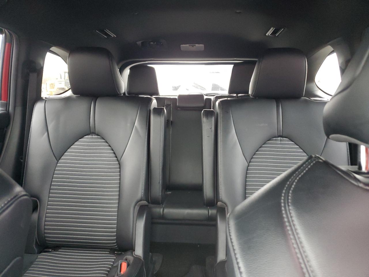 2021 Toyota Highlander - Image 10