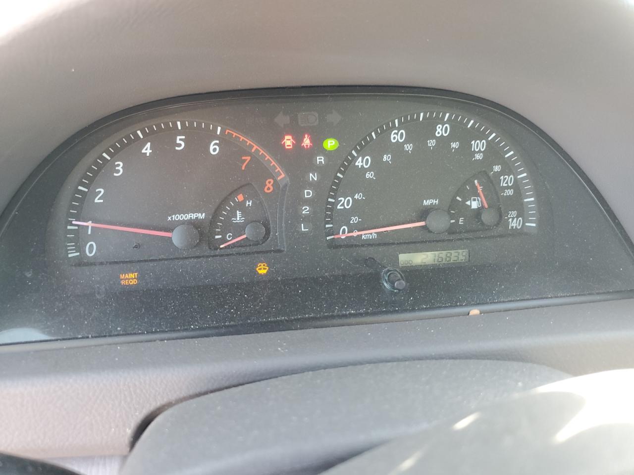 2004 Toyota Camry - Image 9
