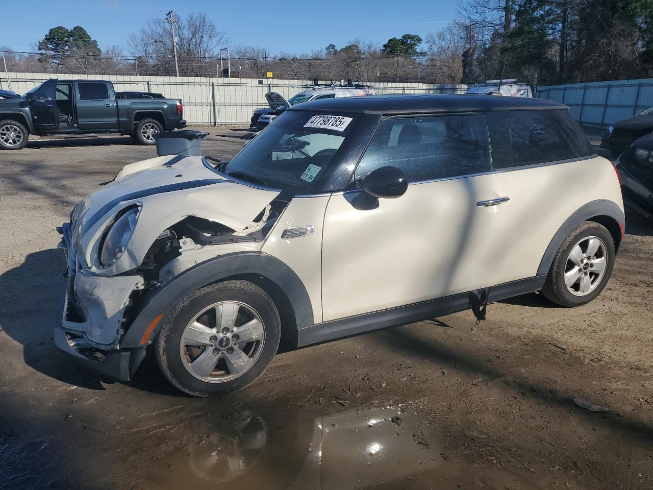 2015 MINI Cooper - Image 1