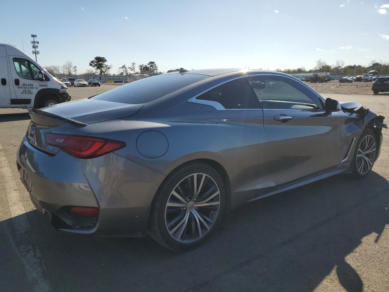 2018 Infiniti Q60 - Image 3