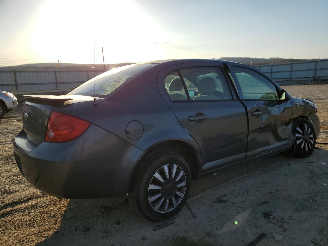 2007 Chevrolet Cobalt - Image 3