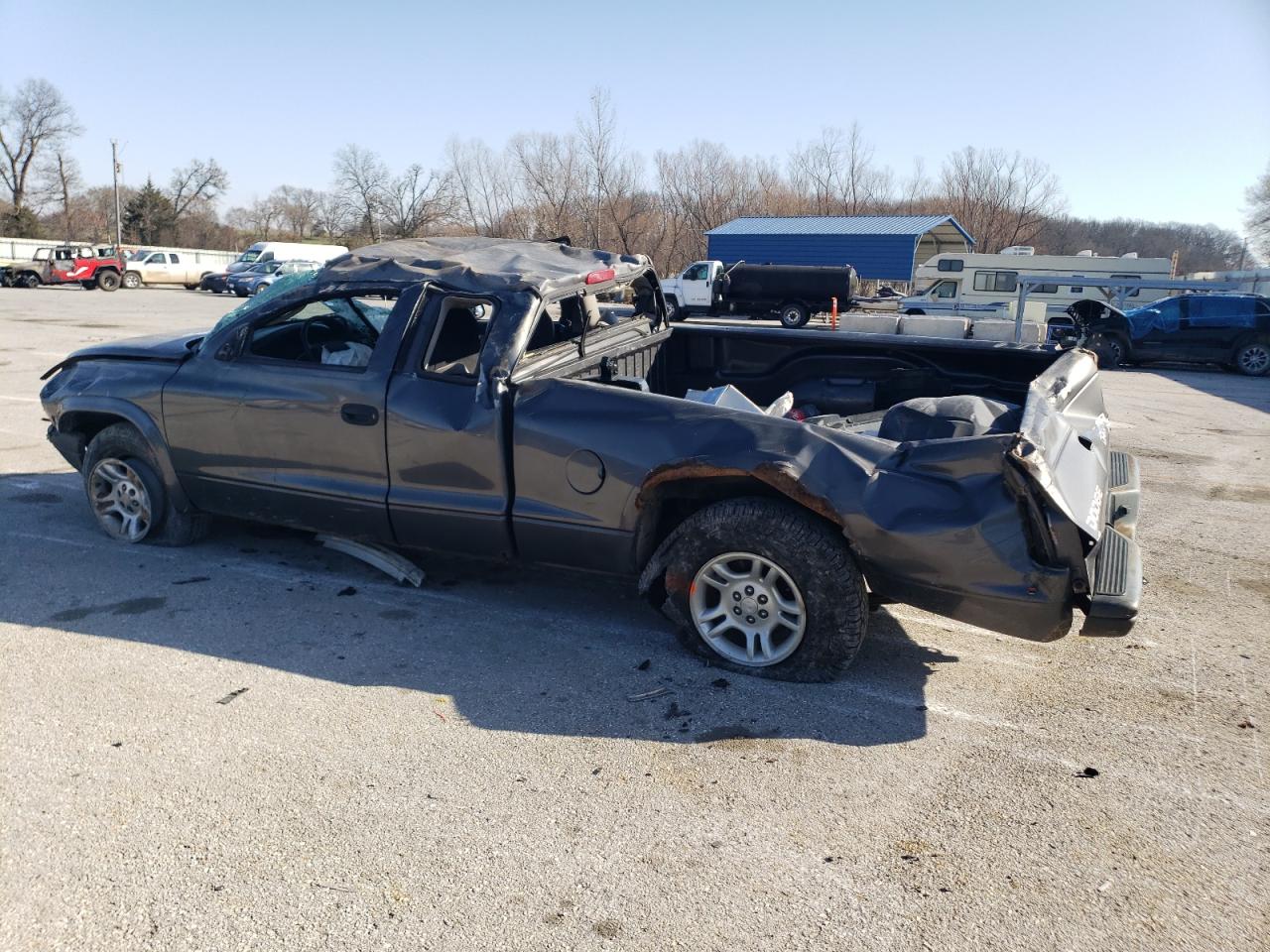 2003 Dodge Dakota - Image 2