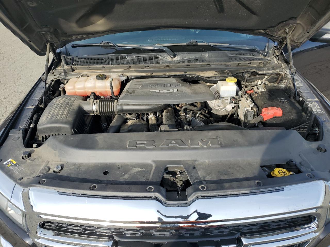 2021 RAM 1500 - Image 11