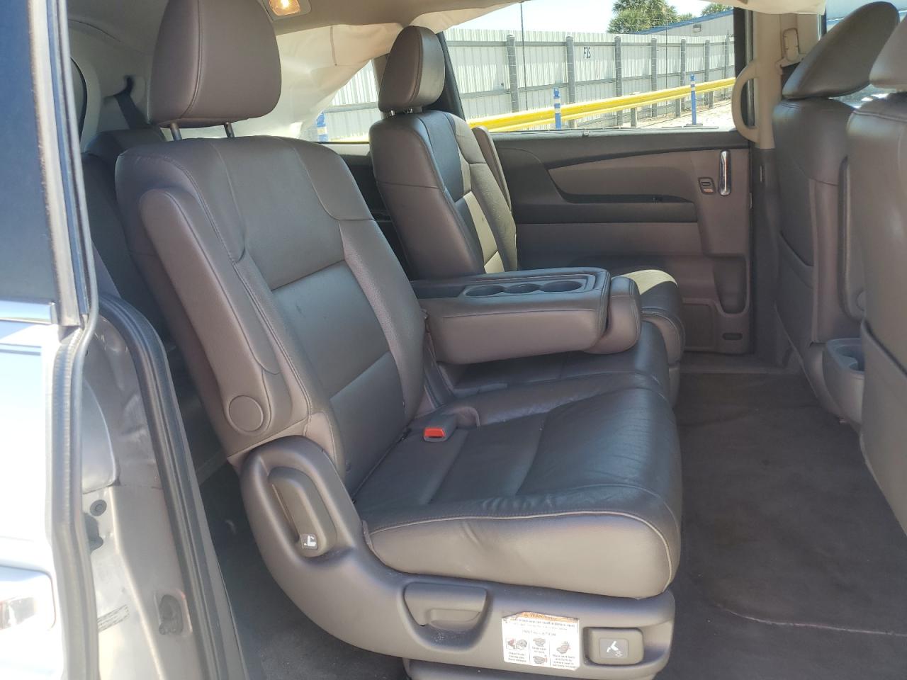 2015 Honda Odyssey - Image 12