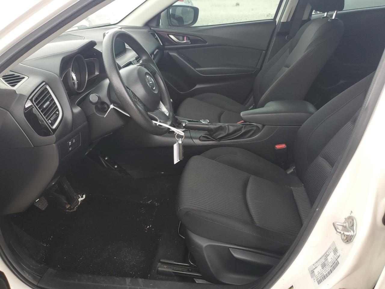 2016 Mazda 3 - Image 7