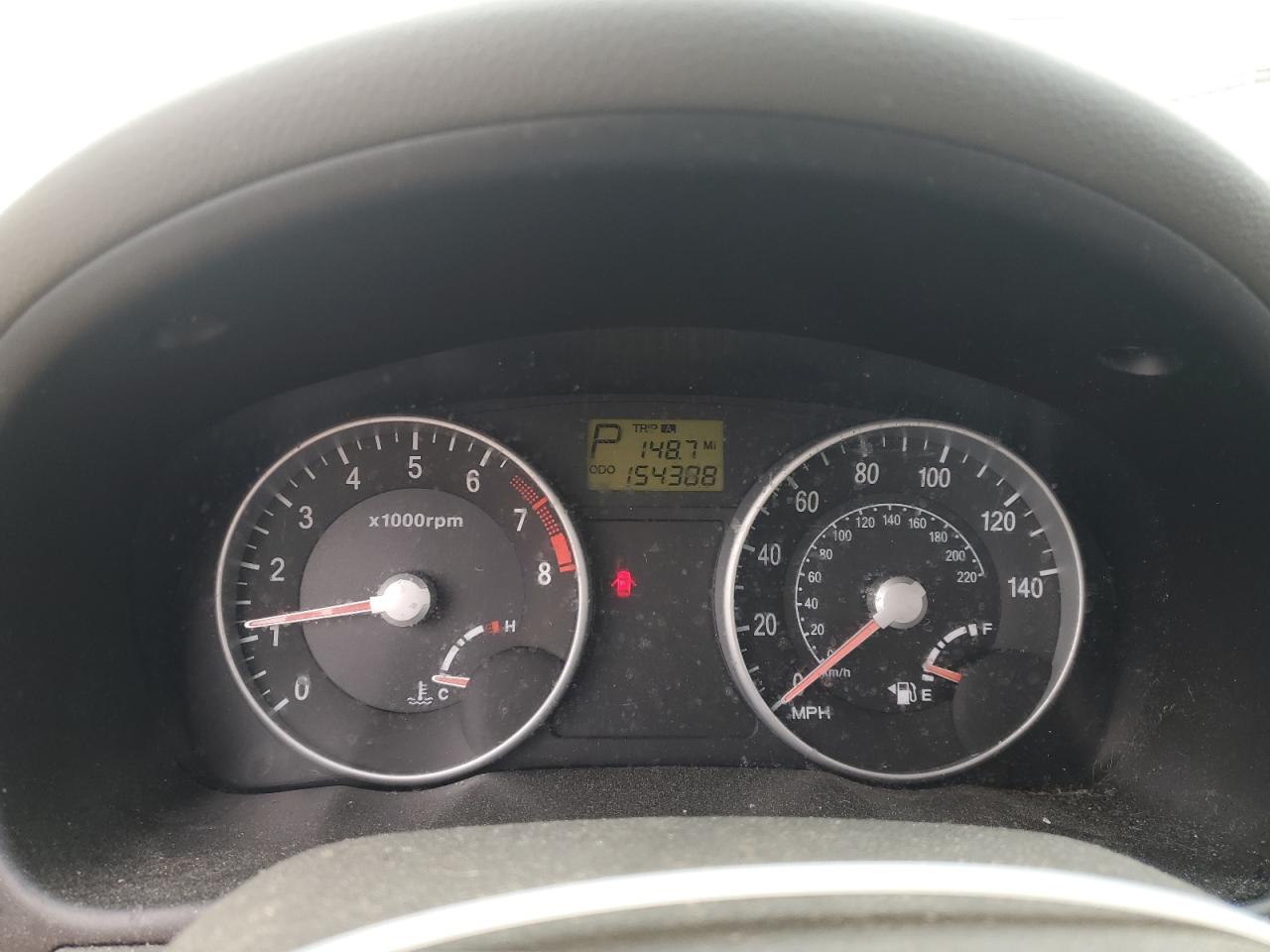 2006 Hyundai Accent - Image 9