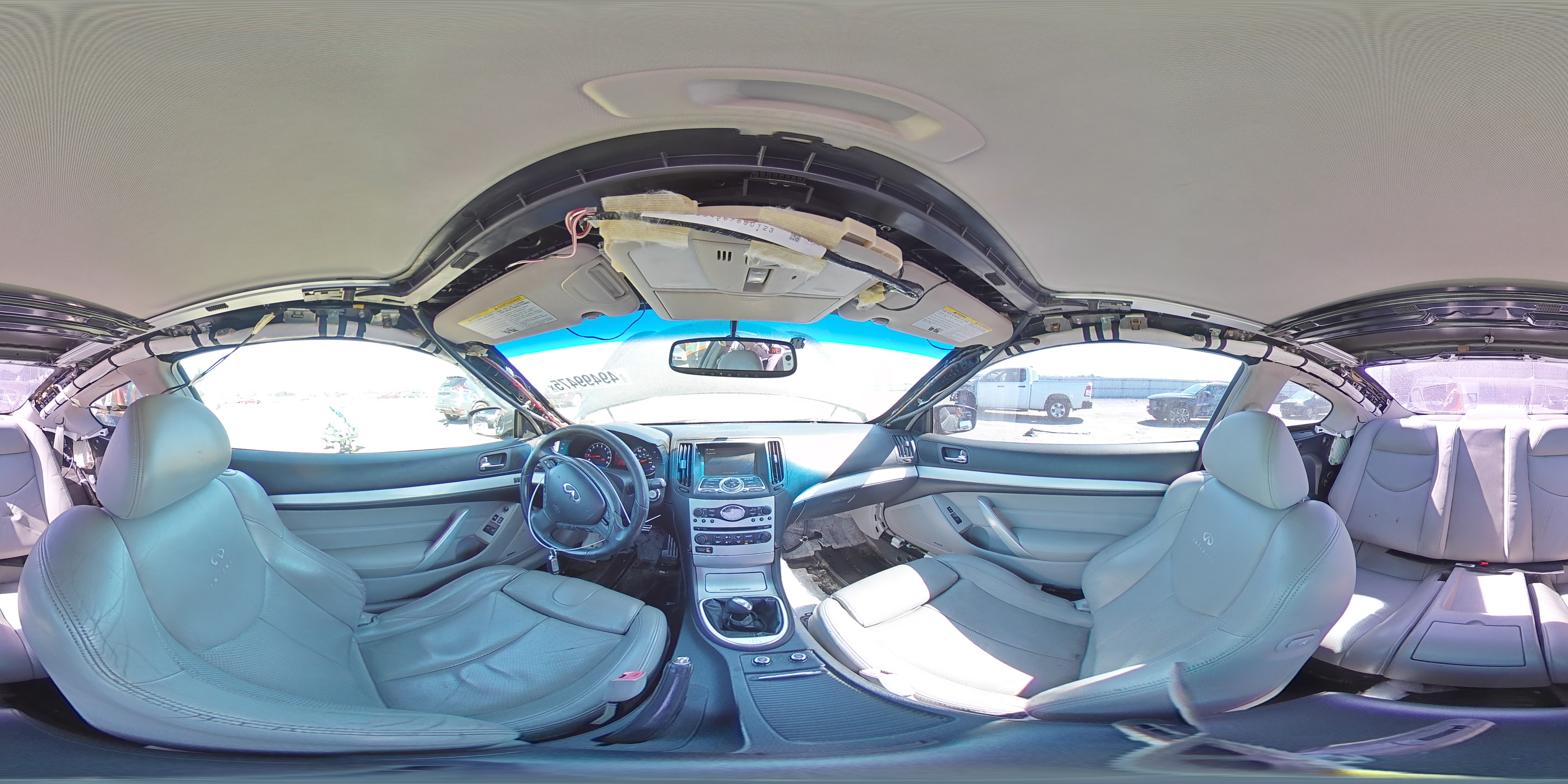 2009 Infiniti G - Image 13
