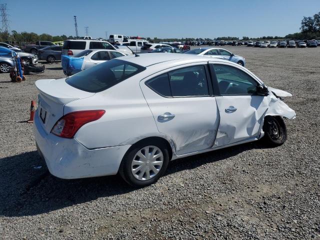  NISSAN VERSA 2019 Білий
