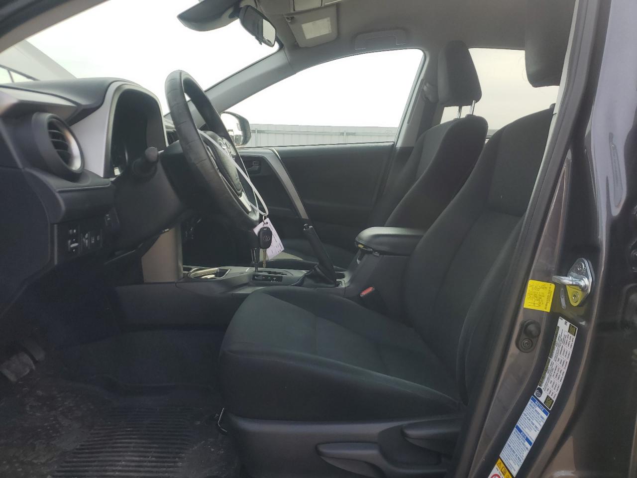 2017 Toyota RAV 4 - Image 7