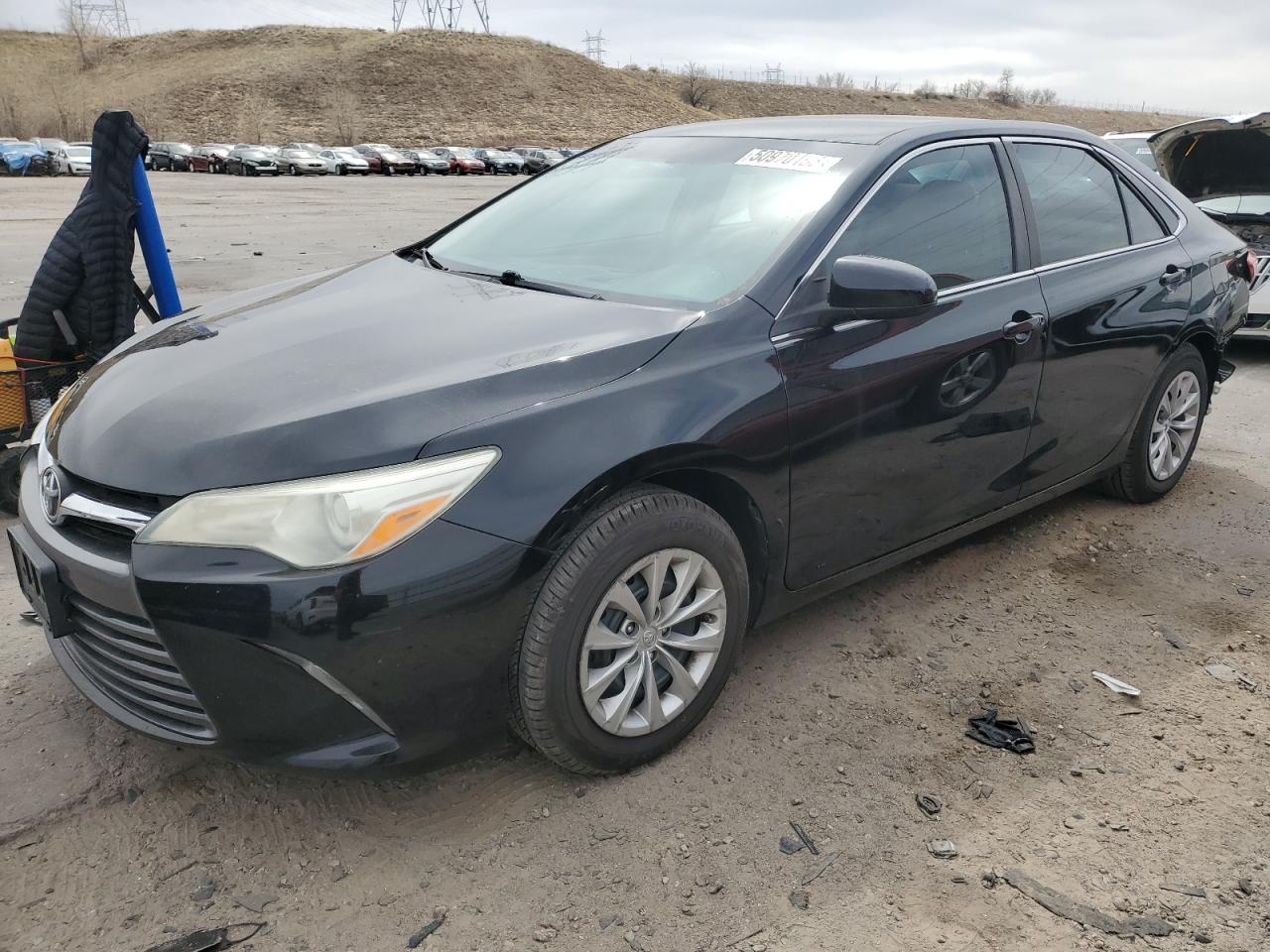 2015 Toyota Camry Le en Venta en Littleton, CO - Rear End